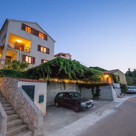 Apartments Pol Murvu Vis Exterior photo